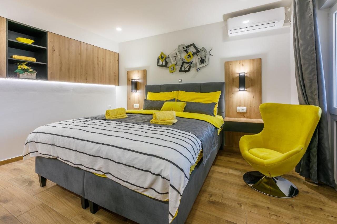 Apartmani Visnja Crikvenica Eksteriør billede
