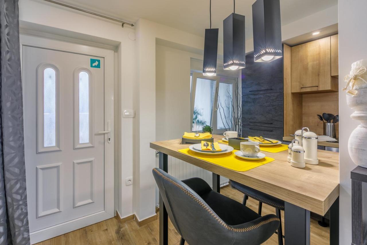Apartmani Visnja Crikvenica Eksteriør billede