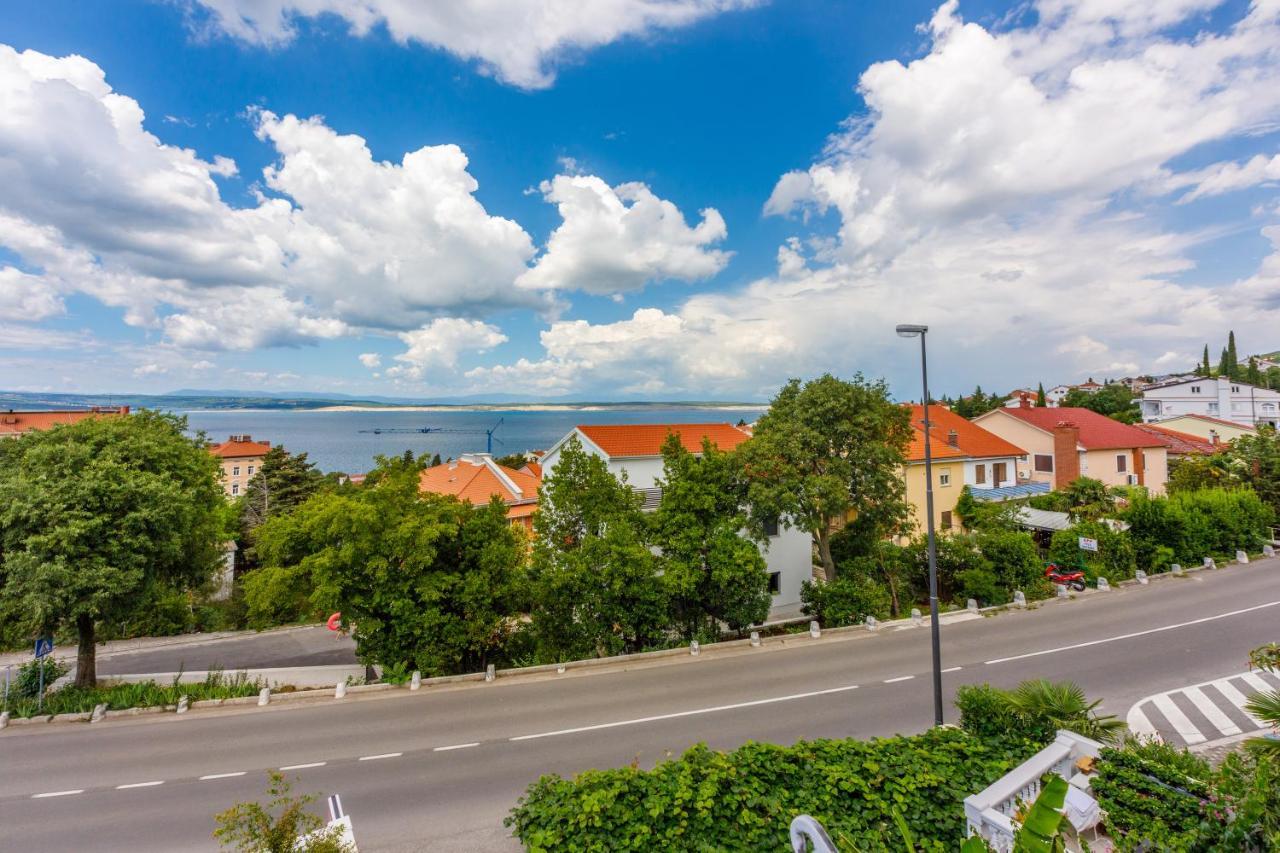 Apartmani Visnja Crikvenica Eksteriør billede