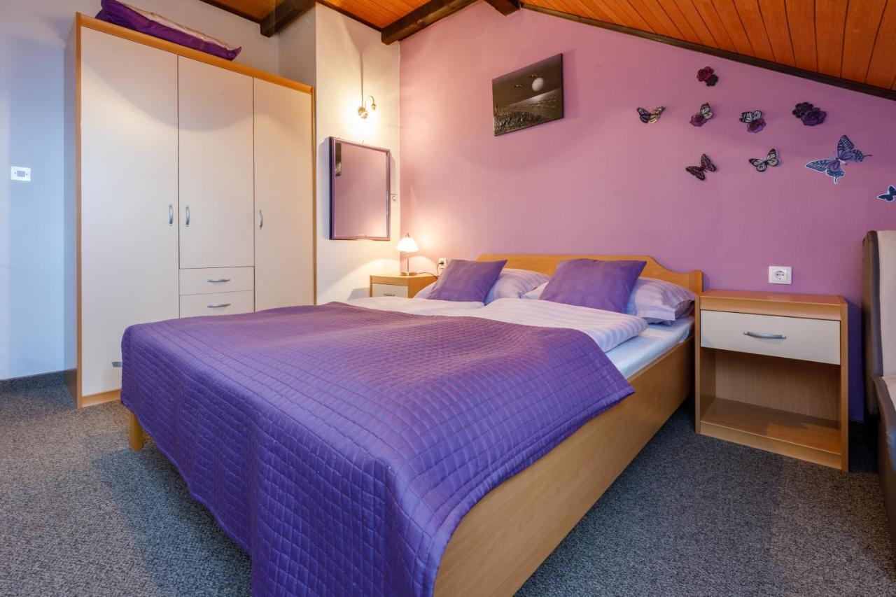 Apartmani Visnja Crikvenica Eksteriør billede